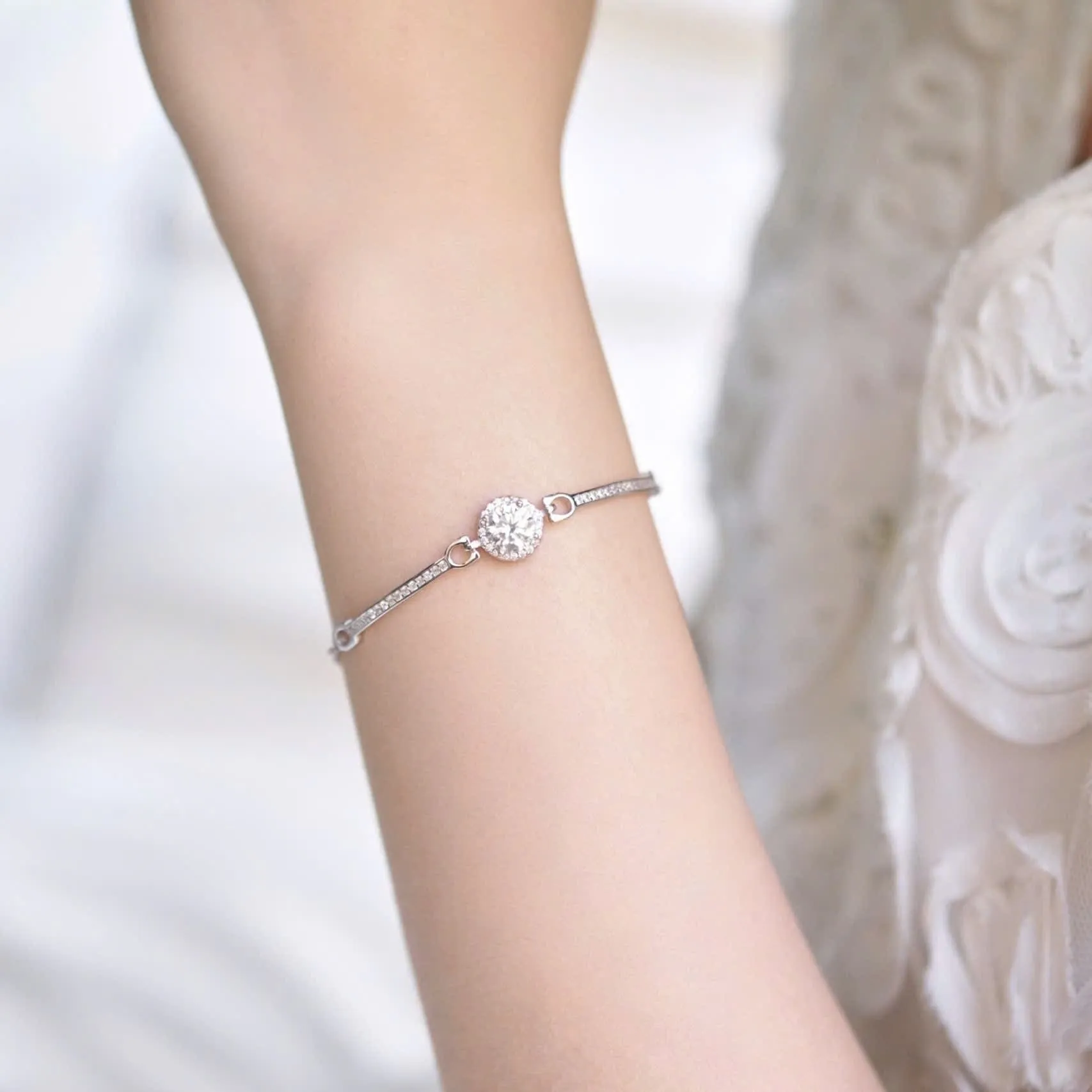 Lắc tay bạc nữ xi bạch kim đá Moissanite 6.5 ly