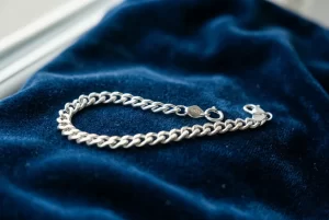 Đồng hồ và Vòng Tay Bạc kết hợp