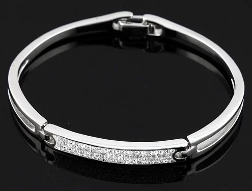 Lý do nên đeo trang sức bạc