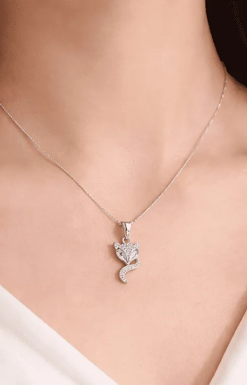 Mặt dây chuyền hồ ly cận cảnh